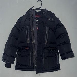 Heavy winter jacket. Boys size 7 like new